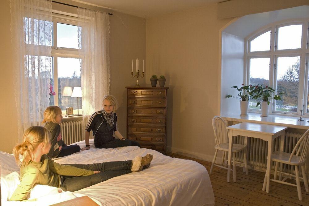 Blaesinge Gard Kullabygden Hostel Jonstorp ภายนอก รูปภาพ